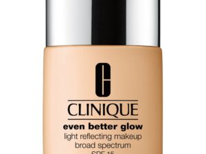 Clinique Even Better Glow Light Reflecting Makeup SPF15 WN 12 Meringue